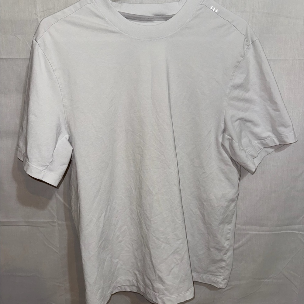 Lululemon Athletica White Short Sleeve Tee- Size fits like large